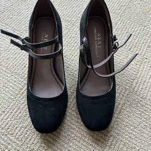 Nexx Black Women's Pumps